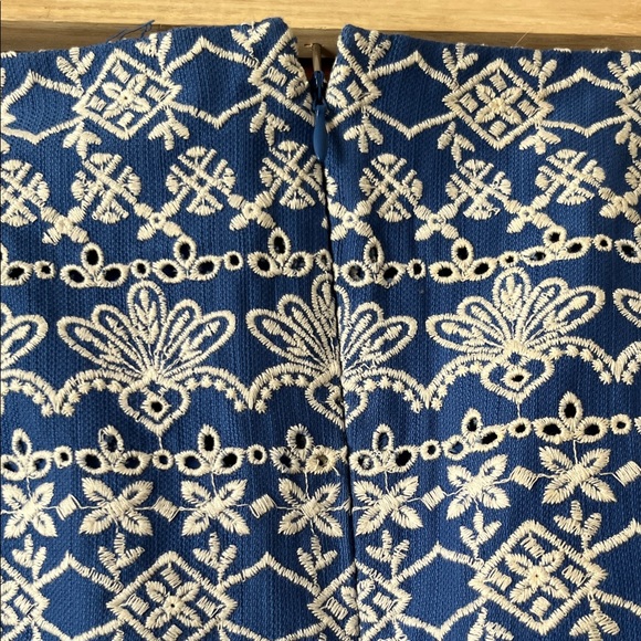 LOFT Blue and White Mini Skirt - Picture 6 of 6